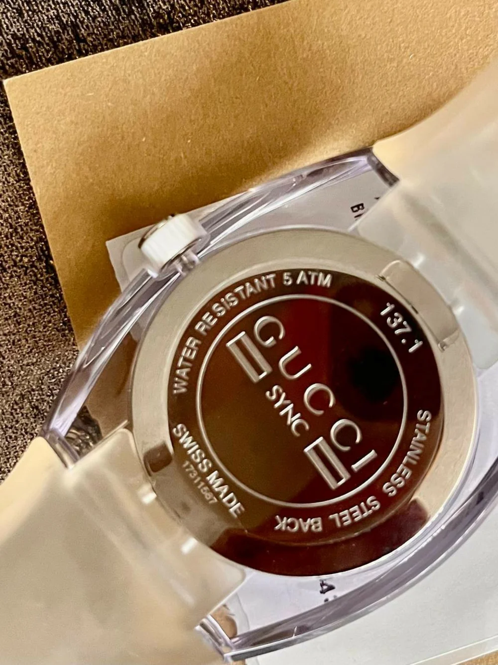 Gucci Clear White Dial Watch with Red Accent Sync Web Quartz